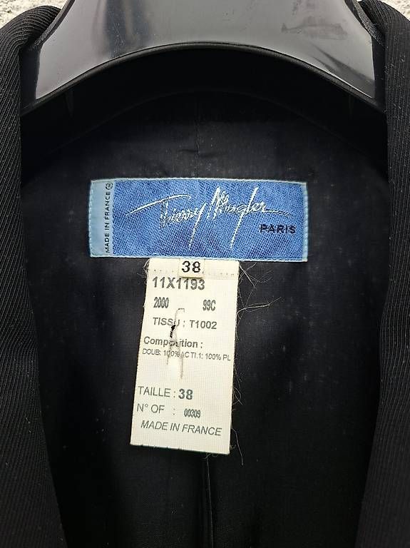 Jacken: Thierry Mugler PARIS Blazer Gr. 38 fr. – Gebraucht aus Muttenz von mor_x7k6 1