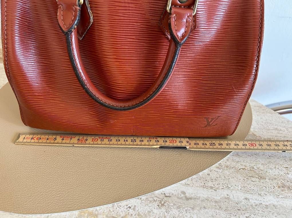 Sacs femmes: Louis Vuitton speedy epi – D'occasion à Corsier GE par jennameow 4