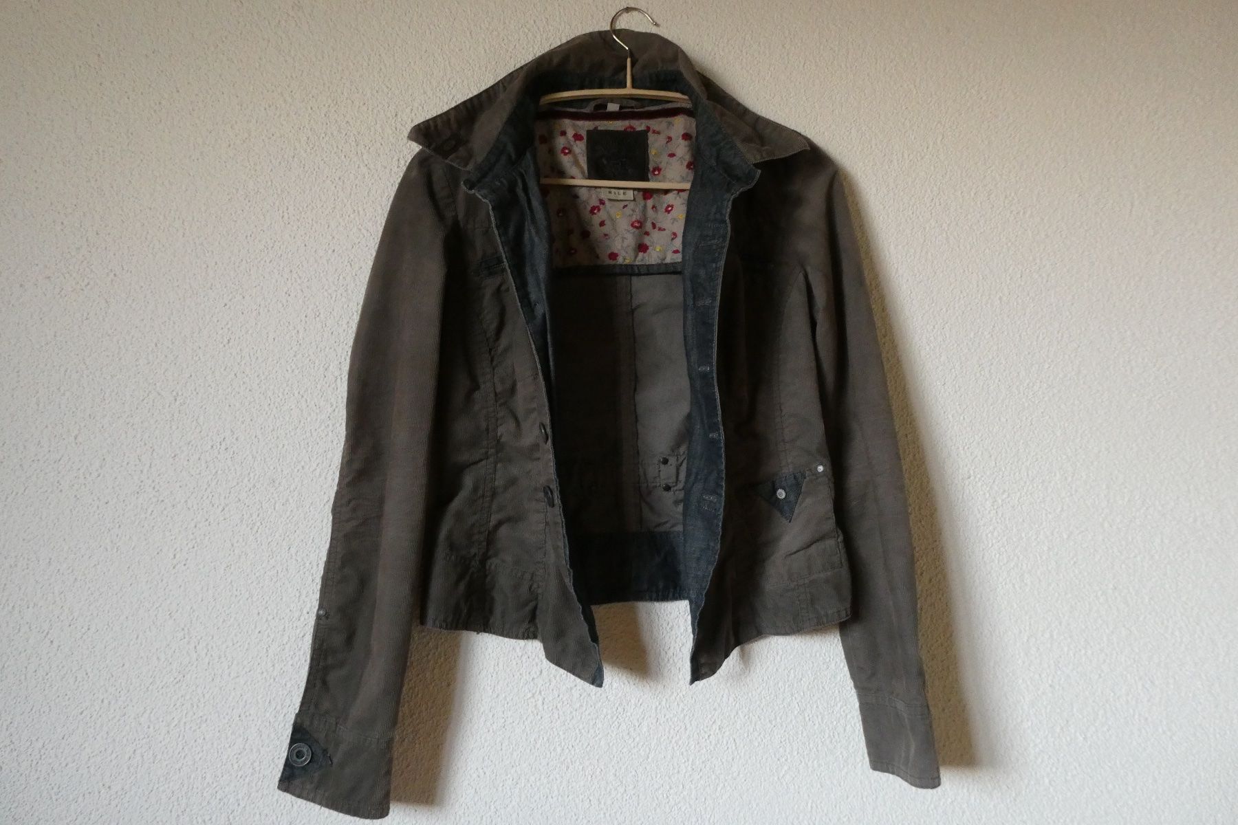 Nile Giacche: Jacke Nile xs – Usato da Worb venduto da Tanzzwiebelchen 2