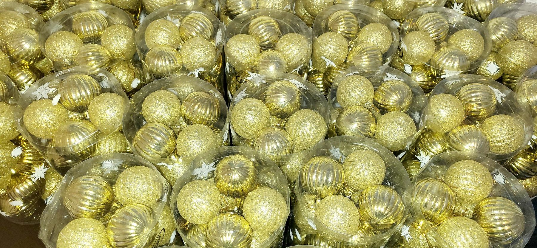Tutte le decorazioni: Weihnachtskugeln in Gold / Glitzer 560 Kugeln – Nuovo e nell'imballaggio originale da Riniken venduto da Melanie910 3