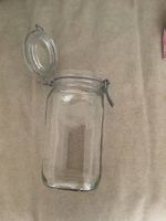 Food storage container