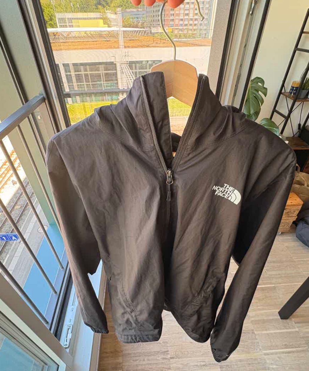 North Face Jacken: The Nord Face Windbreaker – Neu (gemäss Beschreibung) aus Horw von Luc31 3