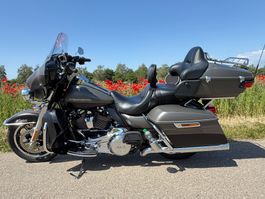 HARLEY-DAVIDSON TOURING FLHTK Ultra Limited 114