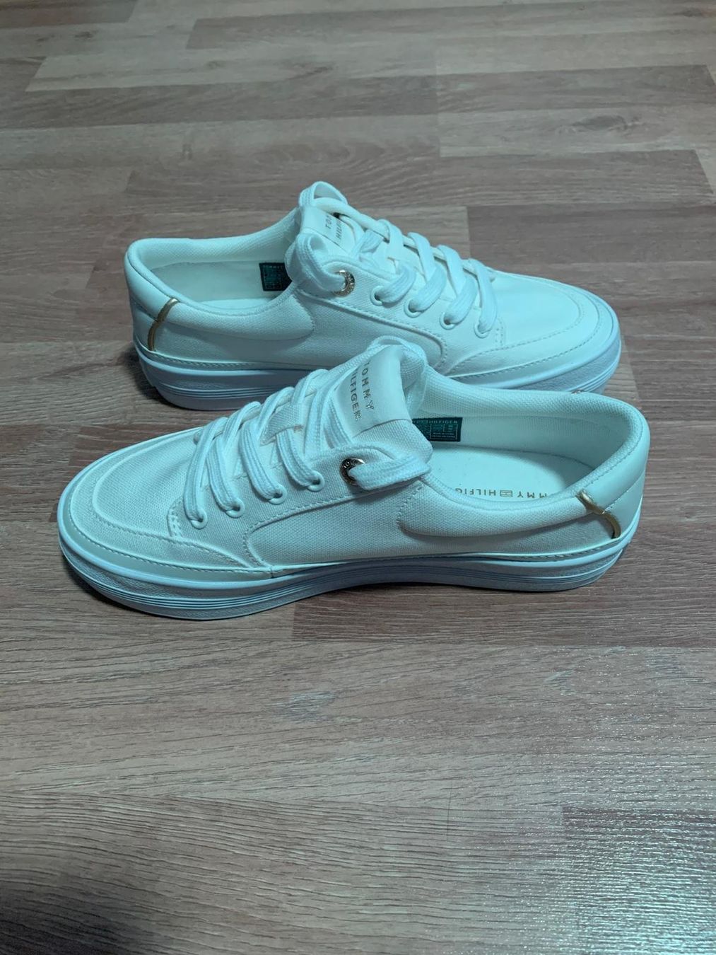 Tommy Hilfiger Scarpe da donna: Tommy Hilfiger Schuhe Damen – Nuovo (secondo la descrizione) da Arbon venduto da Halindra 2