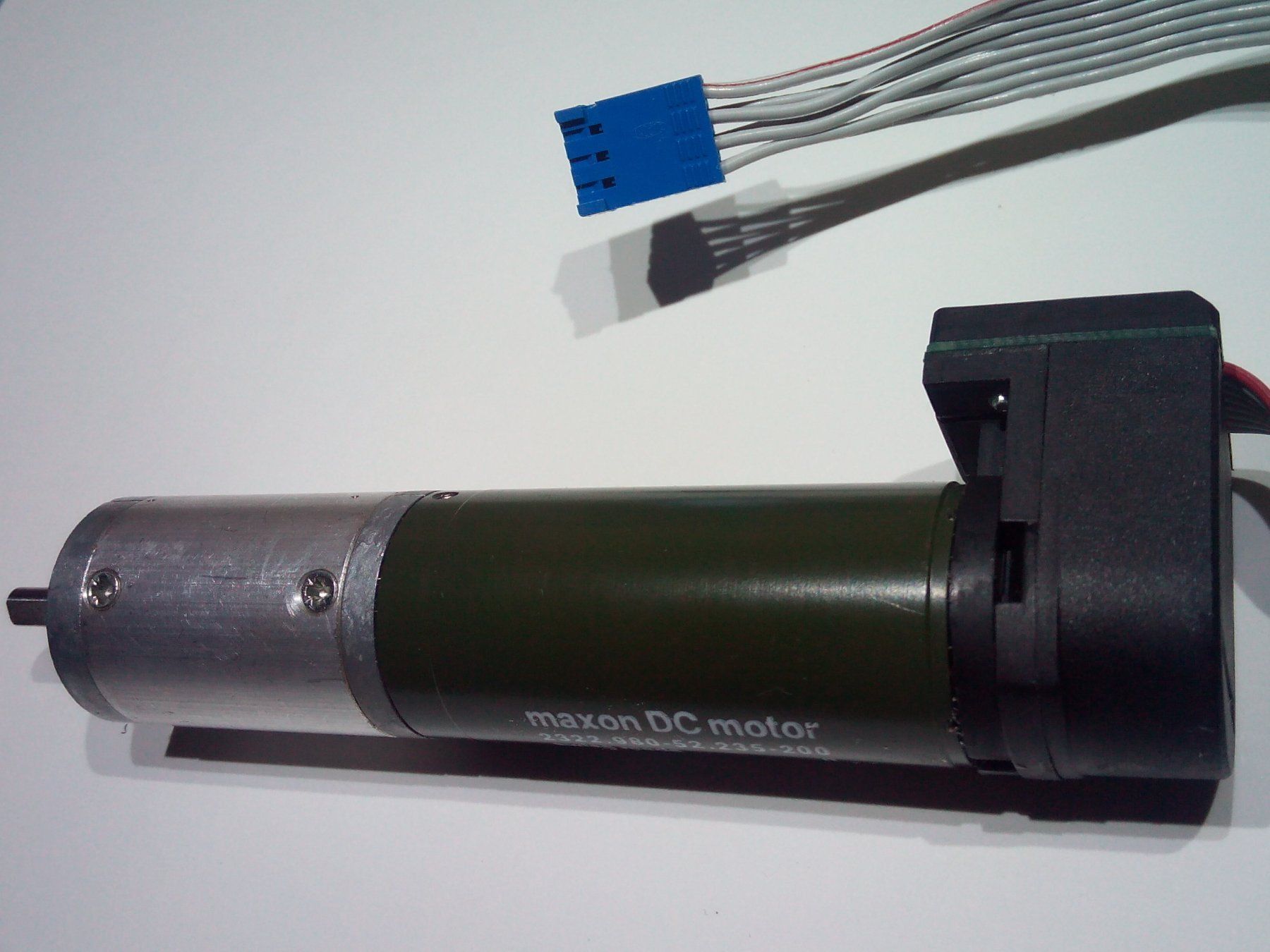 Maxon Motoren: MAXON Getriebemotor mit Encoder 12V, Planetengetr. 14:1 – Gebraucht aus Aathal-Seegräben von  2