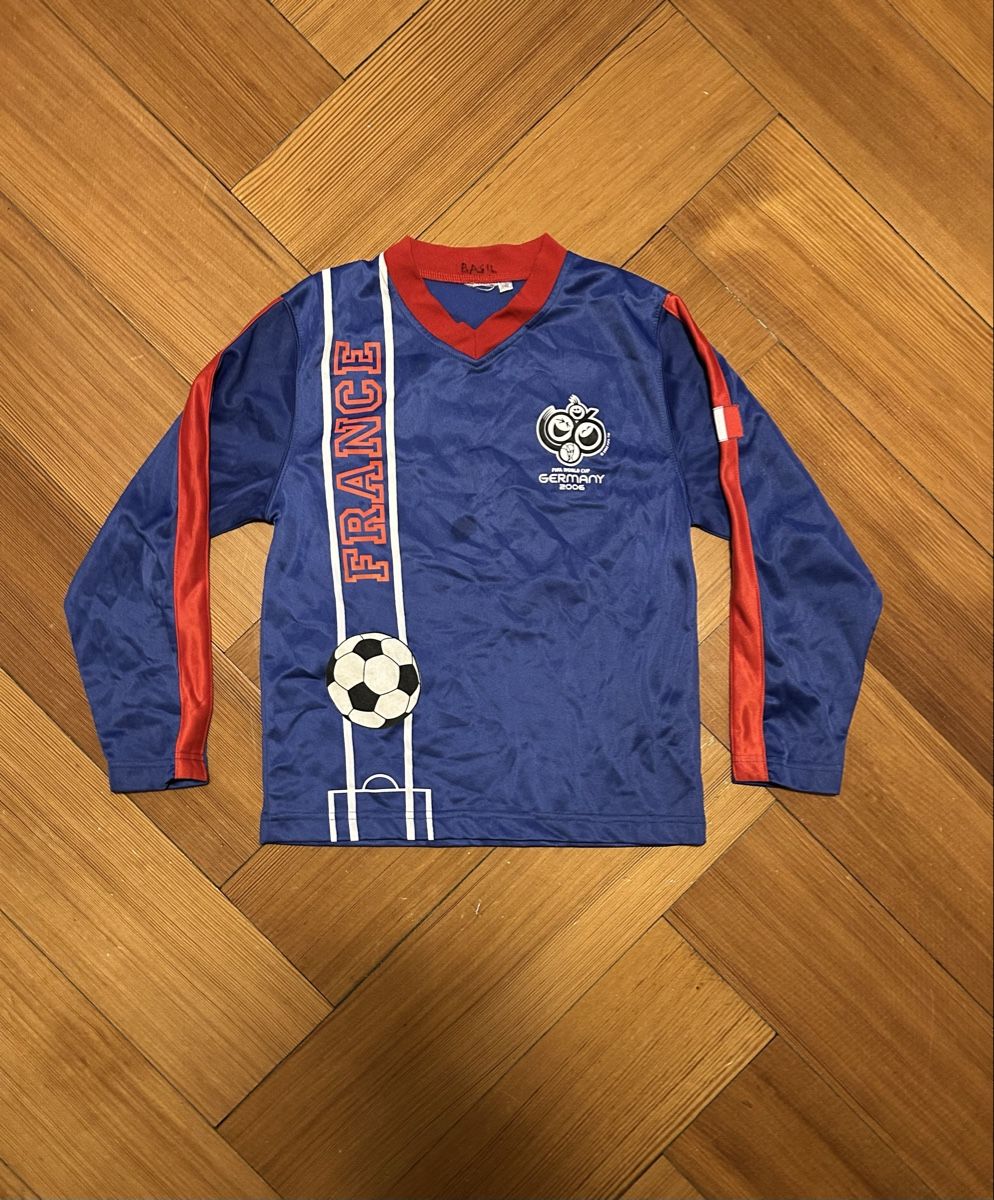 Scarpe, pantaloni & magliette da ginnastica: Frankreich langarm Trikot WM 2006  – Nuovo (secondo la descrizione) da Bern venduto da Passevite