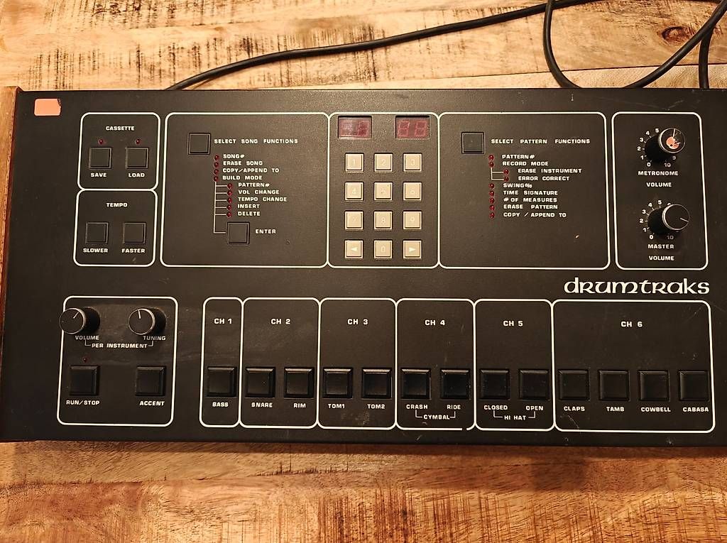 Instruments de musique: Sequential Circuits DrumTraks – D'occasion à Wilen b. Wollerau par AvB-1978