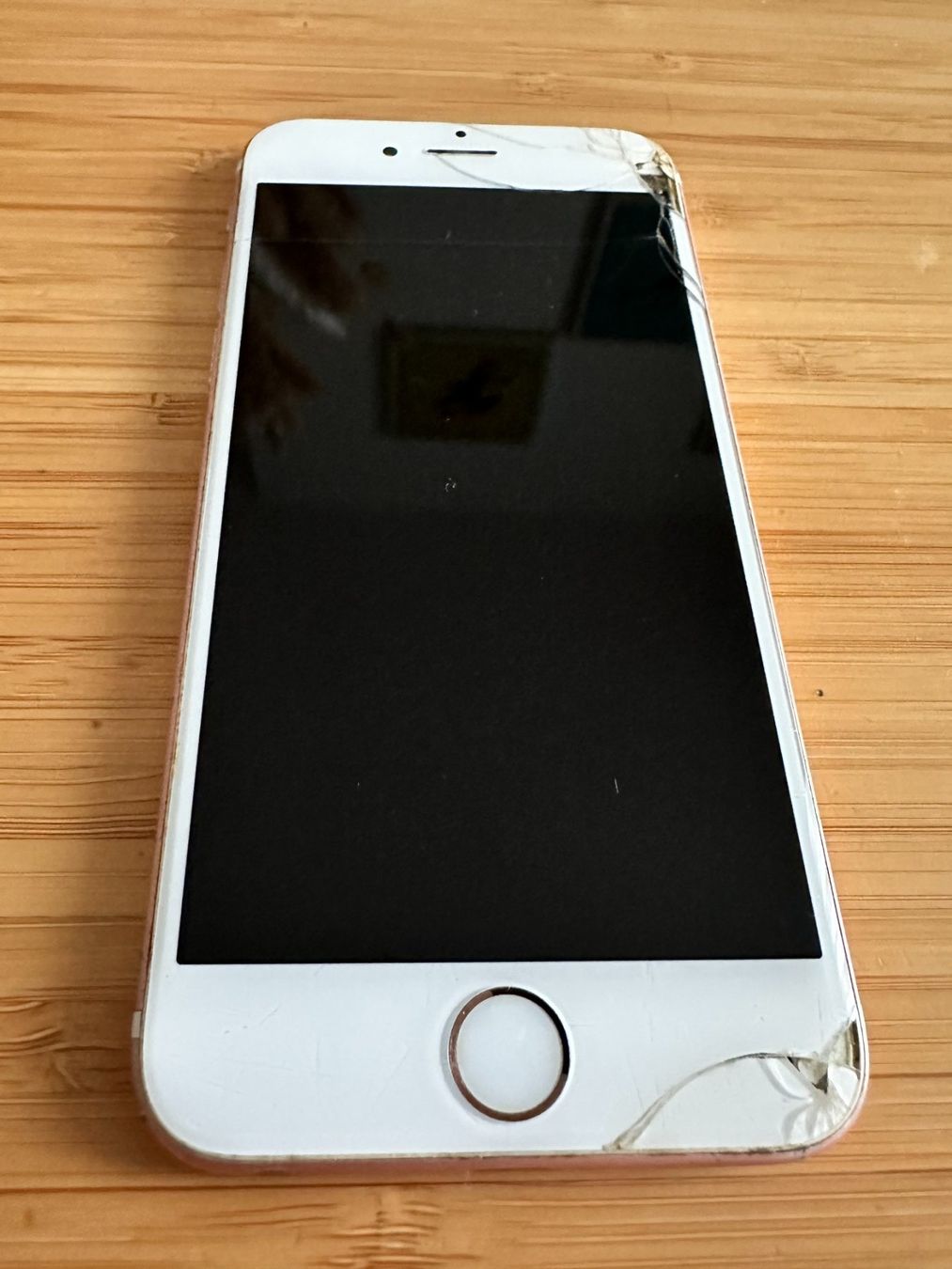 Apple Telefoni cellulari / Smartphones: iPhone 6s - Rosa – Usato da Hombrechtikon venduto da Uptowns