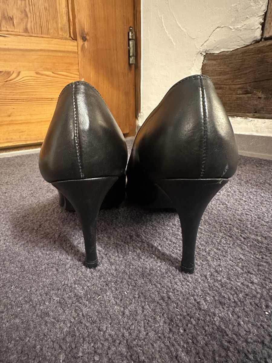Scarpe da donna: Pumps mit bequemer Sohle – Nuovo (secondo la descrizione) da Niederhasli venduto da JOE92 2