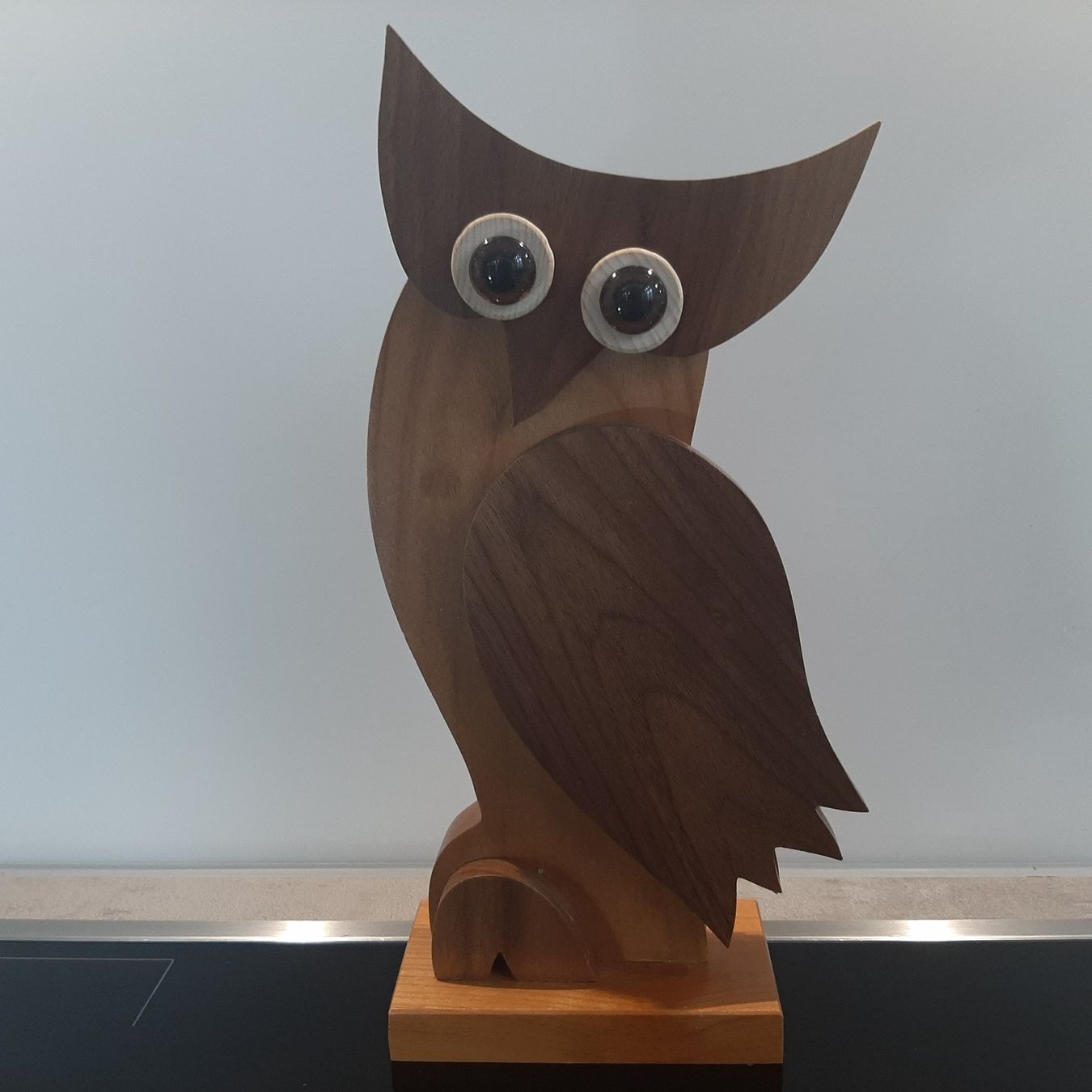 Statuette: Vintage Holzfigur Eule Dekofigur Eulenfigur aus Holz 27,8 cm – Usato da Erschwil venduto da Karabella 1