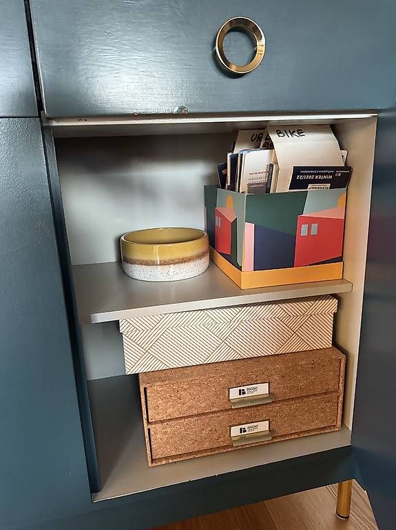 Armadi: Vitrine / Schrank / Barschrank – Usato da Luzern venduto da kro_9s5f 4