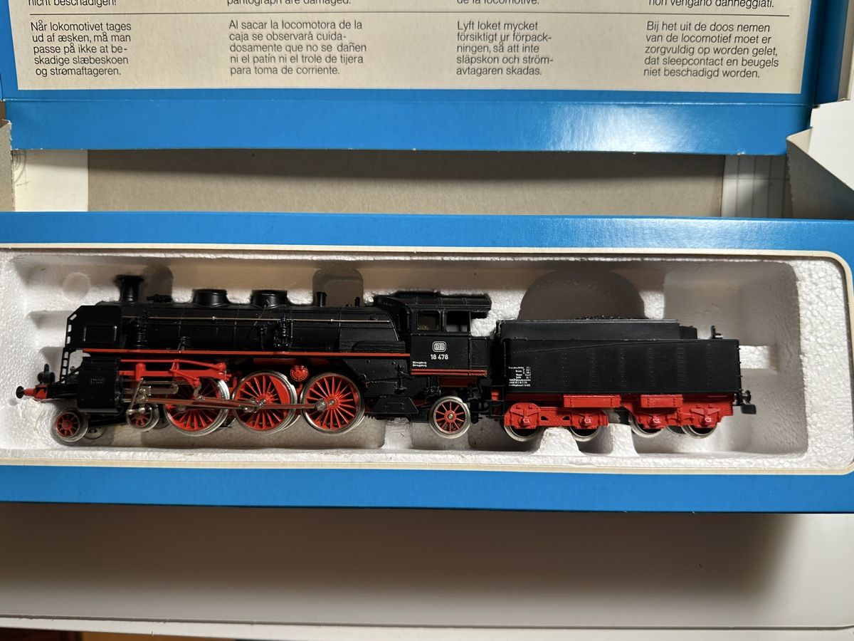 Märklin Modellini di ferrovie: Märklin 3093 DB BR 18 – Usato da Schaffhausen venduto da Danilo-86 5