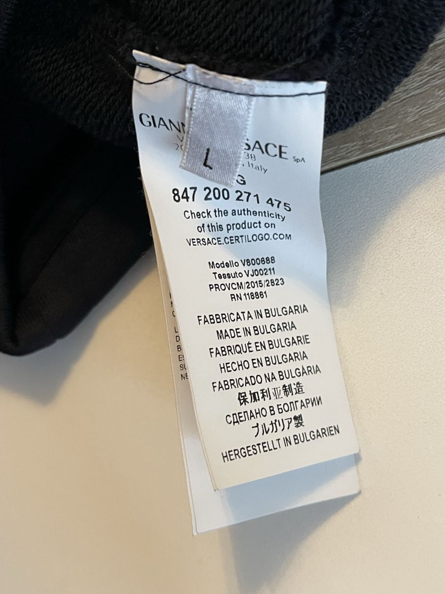 Versace Maglioni & Felpe: Vintage Versace Pullover – Usato da Rümlang venduto da ohsnapiiitzme2 2