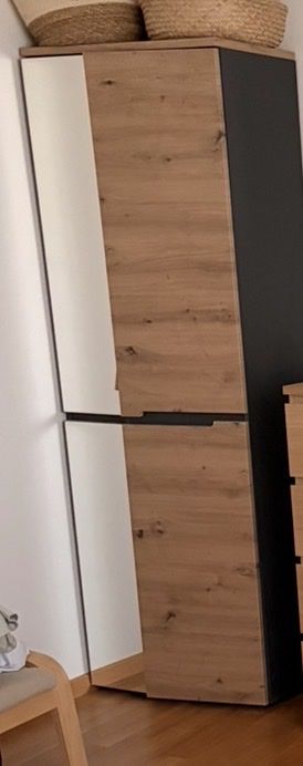 Schränke: Schrank – Gebraucht aus Dübendorf von nat_n89v