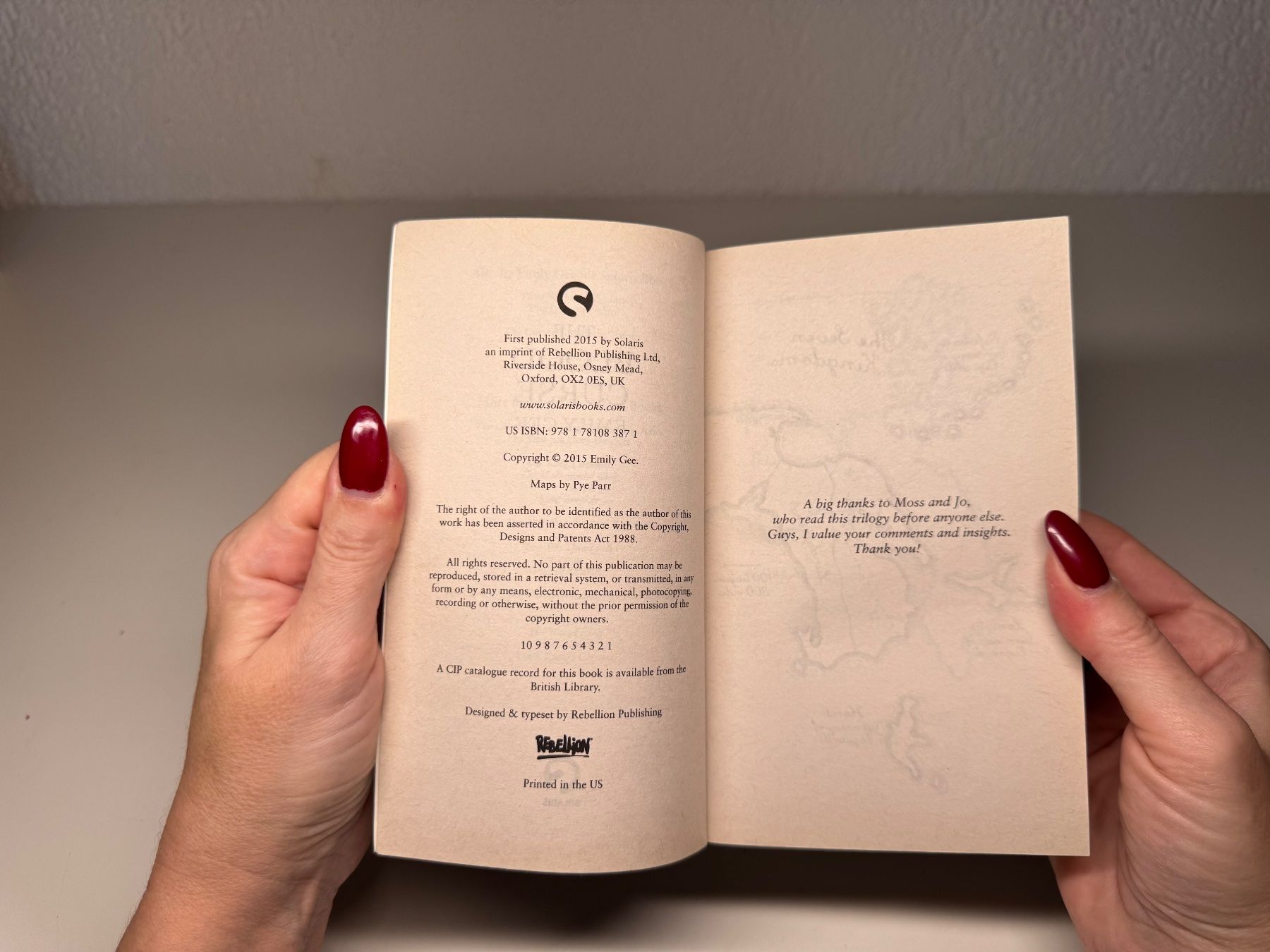 Libri: NOVEL: Emily Gee, The Blood Curse – Usato da Grosswangen venduto da English_books 2
