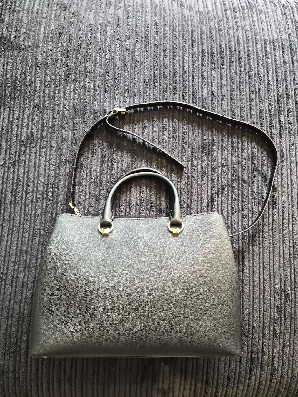 Michael Kors Borse da donna: Michael Kors Crossbody Handtasche – Nuovo (secondo la descrizione) da Volketswil venduto da SecondHanderia 1