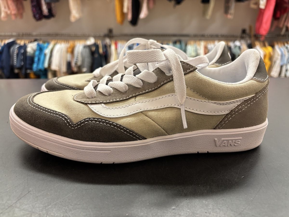 Vans Herrenschuhe: Vans Sneaker, Grösse 39 – Gebraucht aus Büren an der Aare von Nikito2001