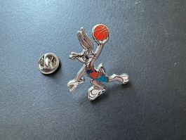 Pin Warner Bros Tune Comic Bugs Bunny Basketball Top🤩