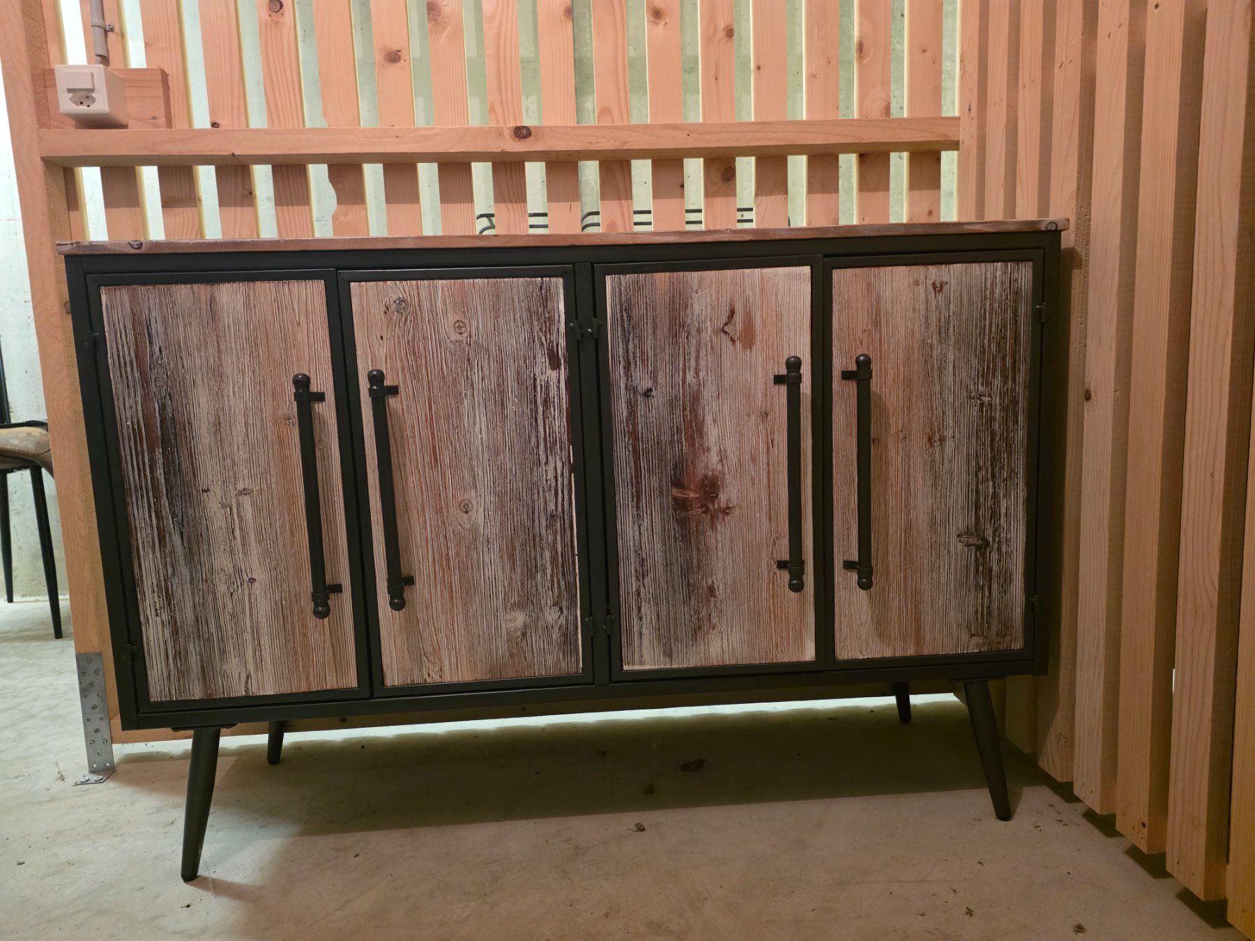 Kommoden: BUFFET / COMMODE – STYLE INDUSTRIEL – Gebraucht aus Thierrens von coc_vk62