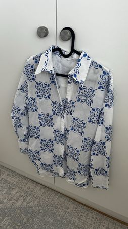 Oversized Damen Bluse, weiss/blau, Grösse XXS, wie neu