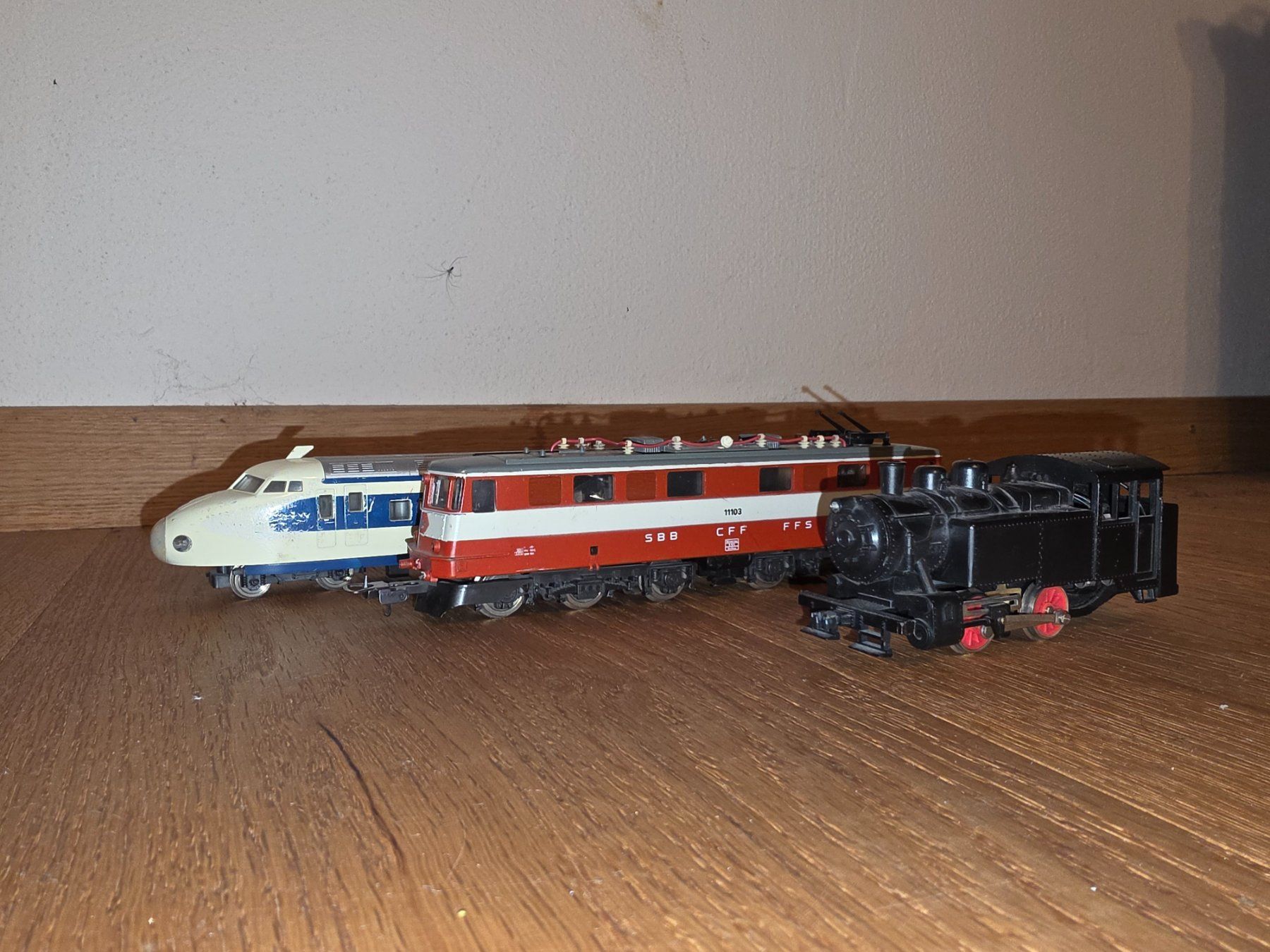Lima Modellini di ferrovie: Lima Modelleisenbahn Lokomotive – Difettoso da Hinwil venduto da Janihoss