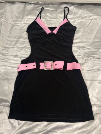 Minikleid Rücken offen Figurbetont Stretch Gr M NEU