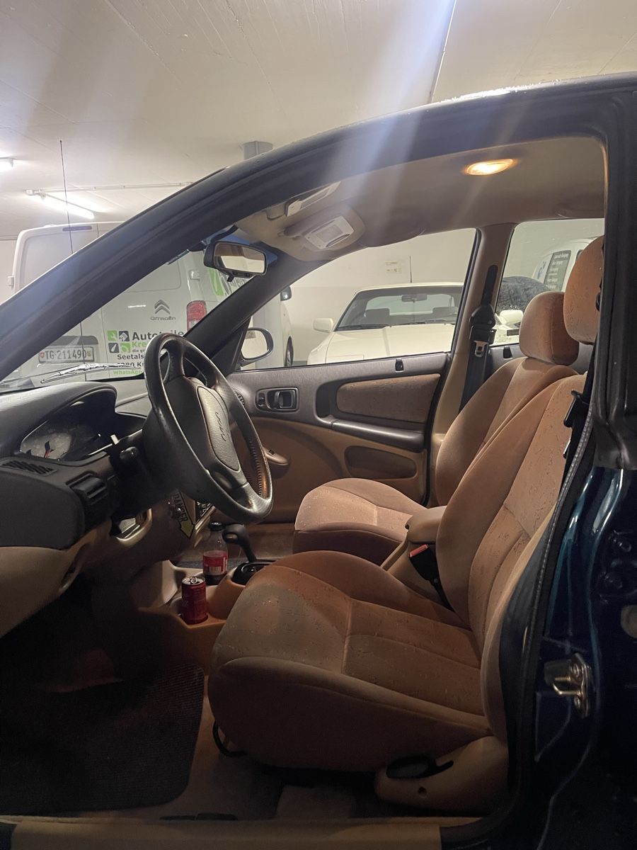 Chrysler Automobili: Chrysler Neon mit MFK Top Zustand – Usato da Diepoldsau venduto da Leon_kuenzler 5