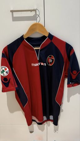Original Cagliari Calcio Trikot von Macron – Serie A Gr. M