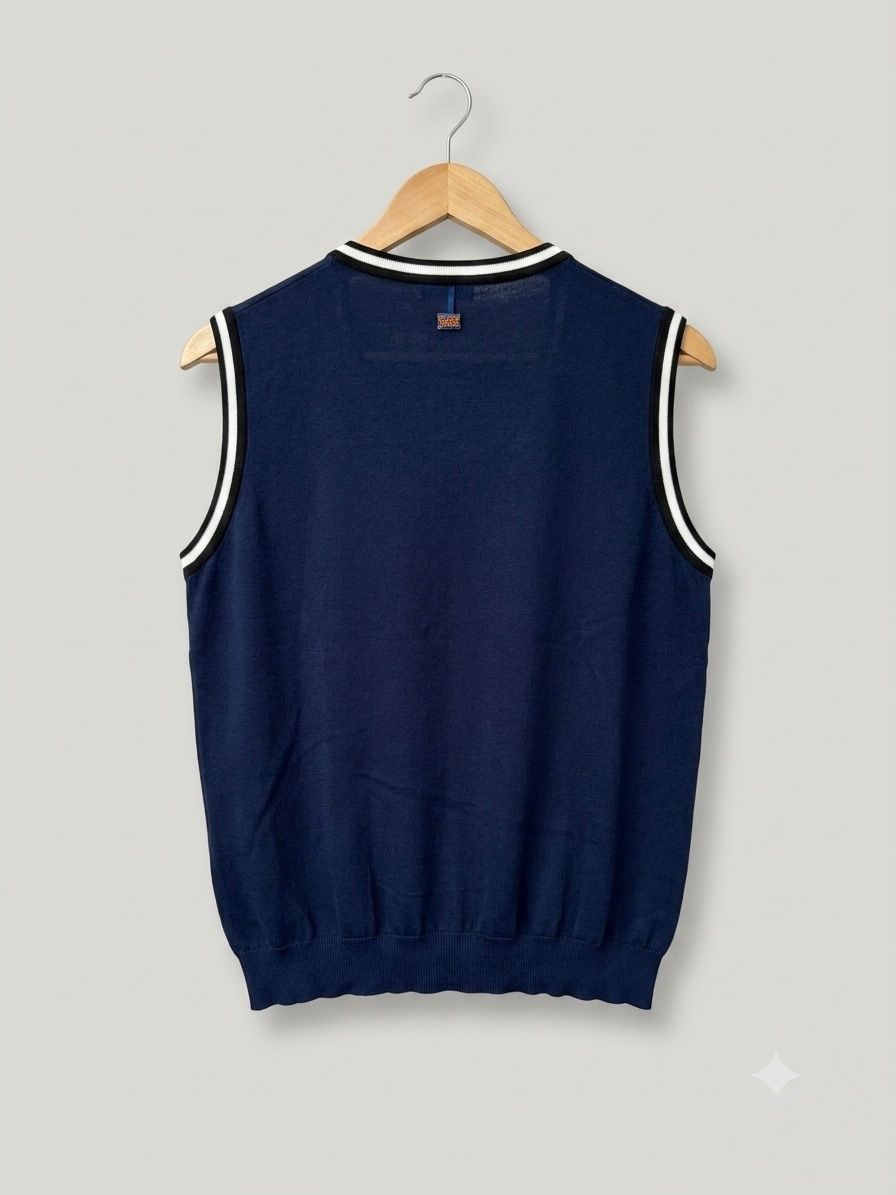Escada Gilets: Gilet Escada – Neuf (Voir description) à Echichens par unideks 1