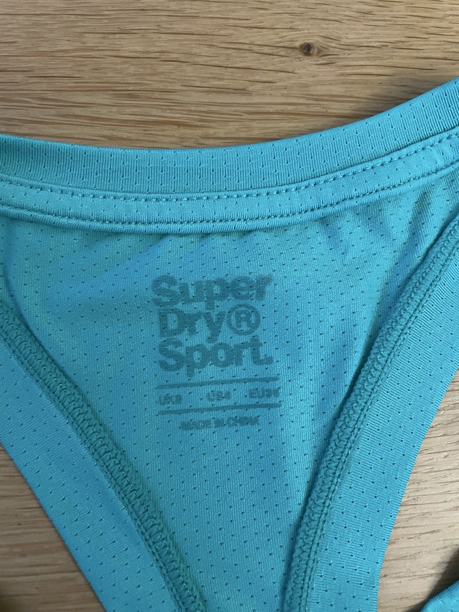 Superdry T-shirt: Sportshirt Superdry – Usato da Oberwil BL venduto da tomoag 1