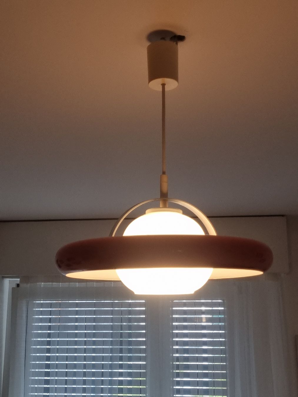 Lampadari & plafoniere: Vintage Hängelampe, orange/weiss – Usato da Basel venduto da luxrad 1