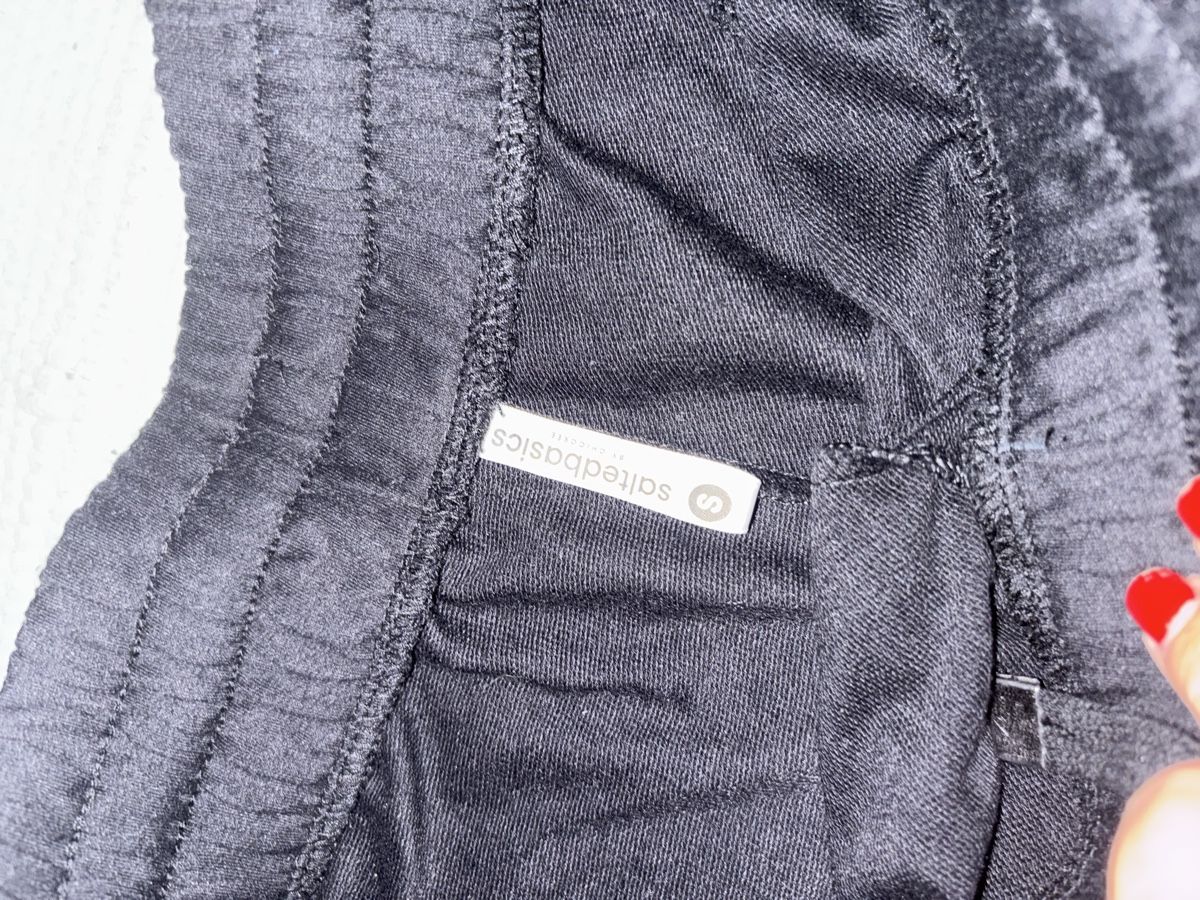 Pantaloni: Shorts – Usato da Itingen venduto da jessi811 1