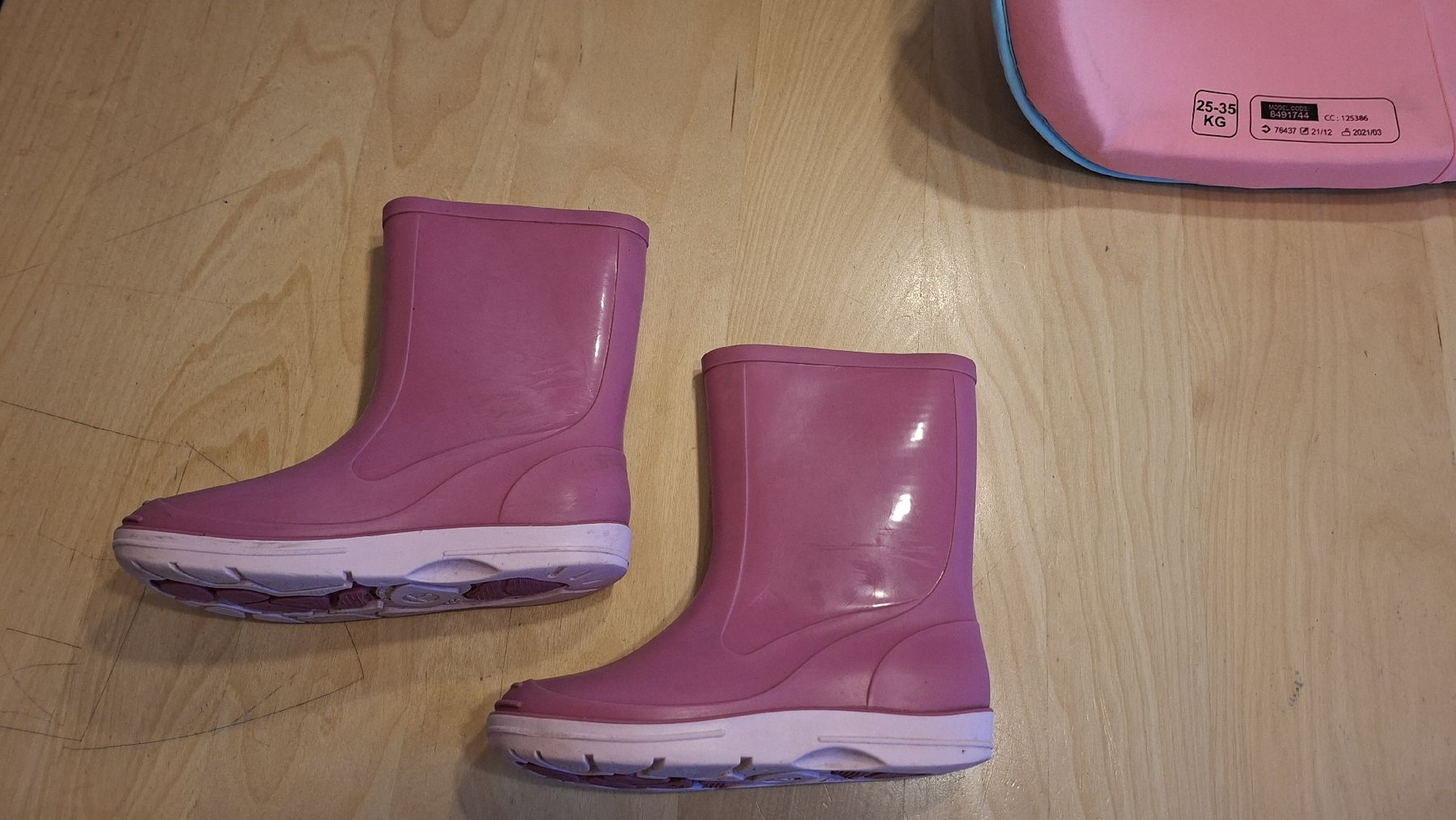 Chaussures filles: Regenstiefel Grösse 31 – D'occasion à Marthalen par Janine1943 1