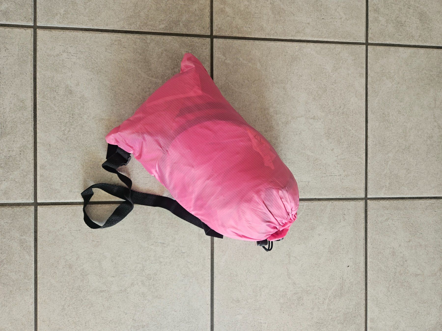 Liegen & Liegestühle: Luftsofa Pink – Gebraucht aus Lyss von judolilifi5 1