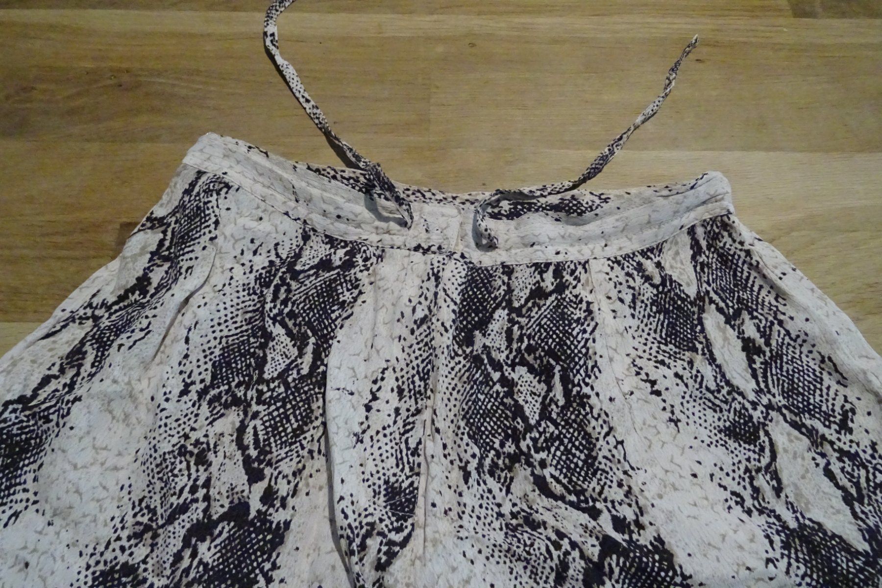 Pantalons: 7/8 Sommerhose Gr. S, 100% Viskose – Neuf (Voir description) à Urtenen-Schönbühl par Chaeppeler 1