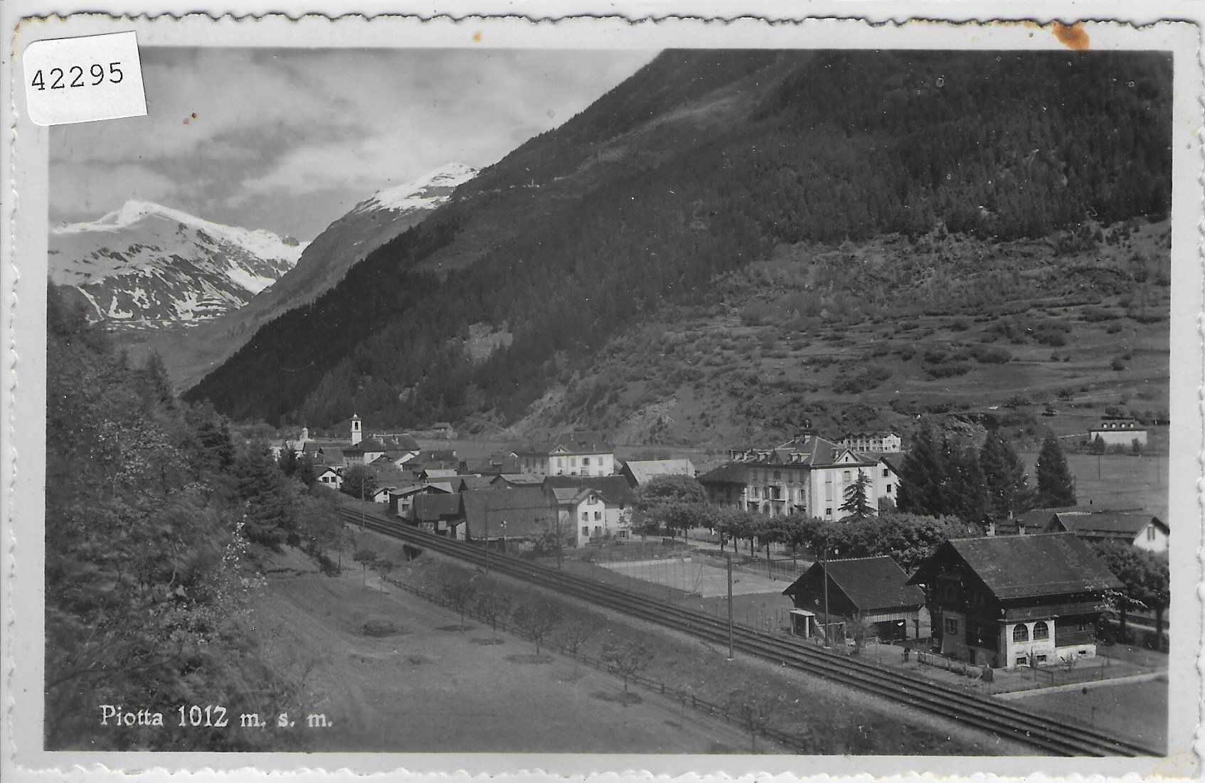 Cartoline postali: Piotta mit Bahnlinie – Usato da Ettingen venduto da Kartenplanet