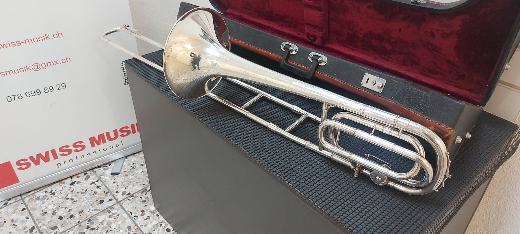 Strumenti musicali: Posaune mit quartventil Lark M 4026 inkl.koffer – Usato da Glattbrugg venduto da Swissmusik 3