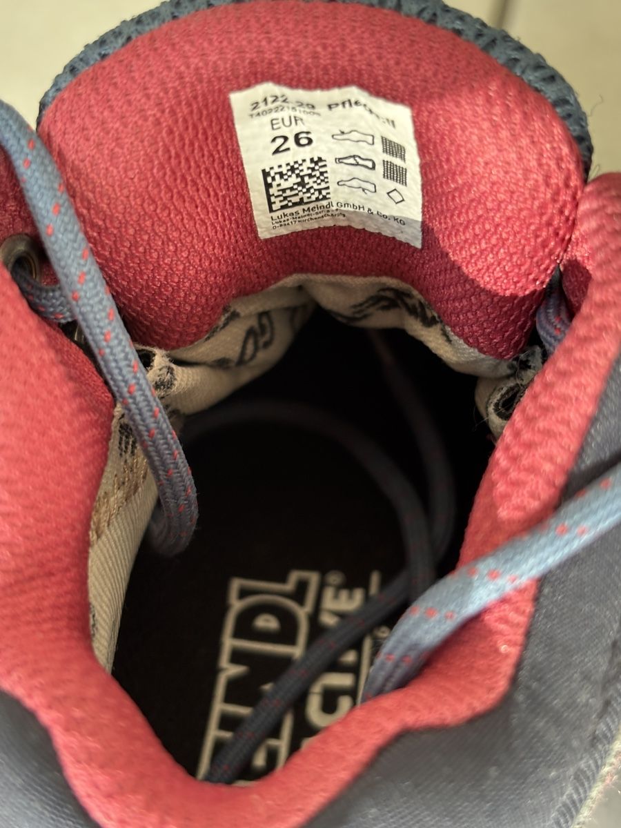 Meindl Scarpe per ragazzi: Meindl Kinder Wanderschuh, wasserdicht/ Gr 26 – Usato da Chur venduto da swissklexx 2