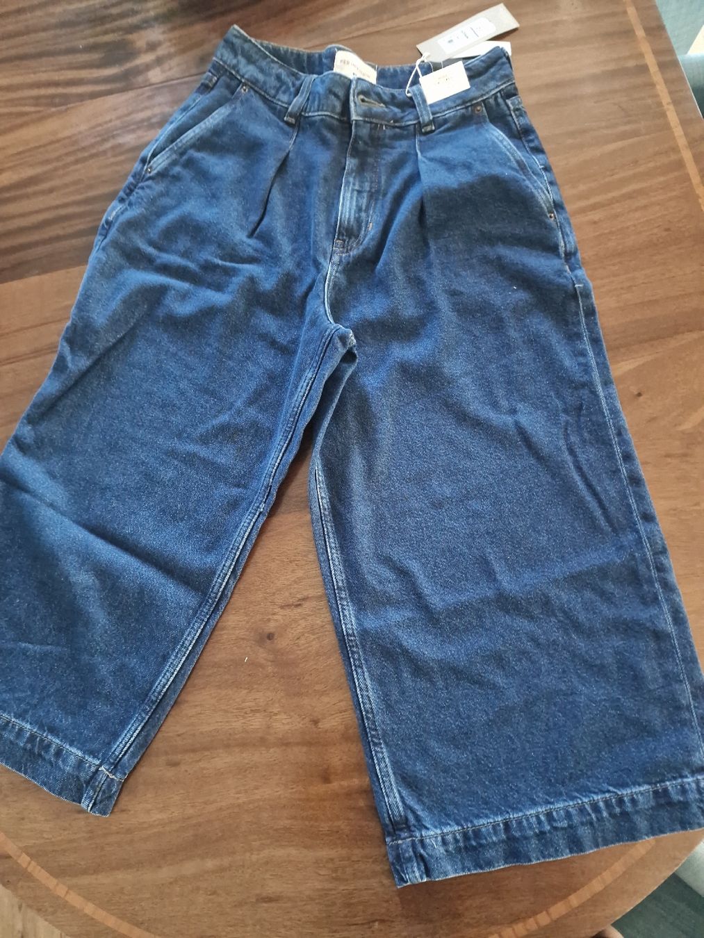 Jeans: l jeans  – Neuf avec emballage d'origine à Forch par ays_5lbc