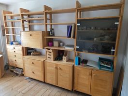 Grosses Bücherregal/Wohnwand aus Massivholz, Eiche