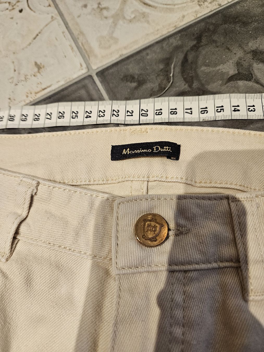 Massimo Dutti Jeans: Damenhose von Maccimo Dutti, gr. 36 – Usato da Plasselb venduto da Mabischer 2