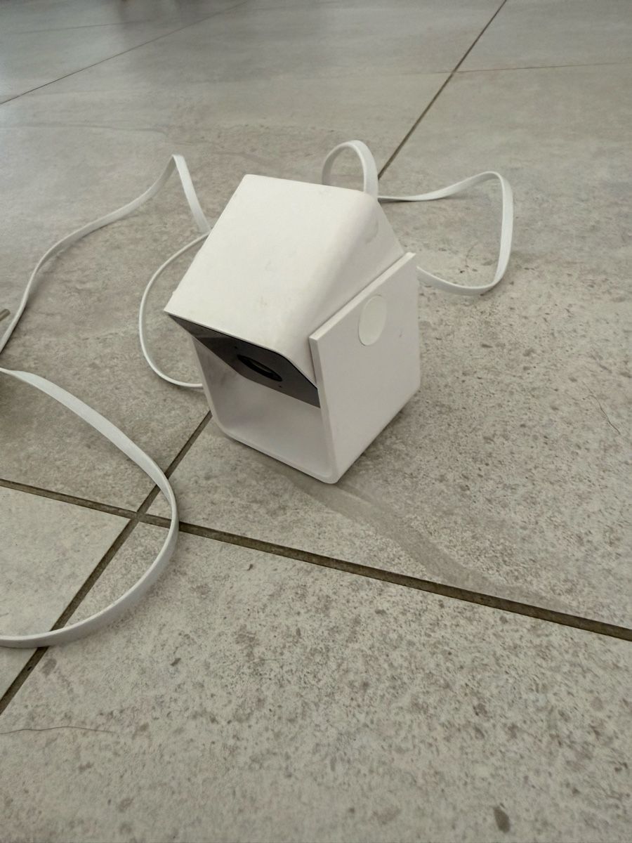 Videocamere: Petcube caméra/ distributeur de croquettes et caméra simple – Usato da Gempenach venduto da rebec97 4
