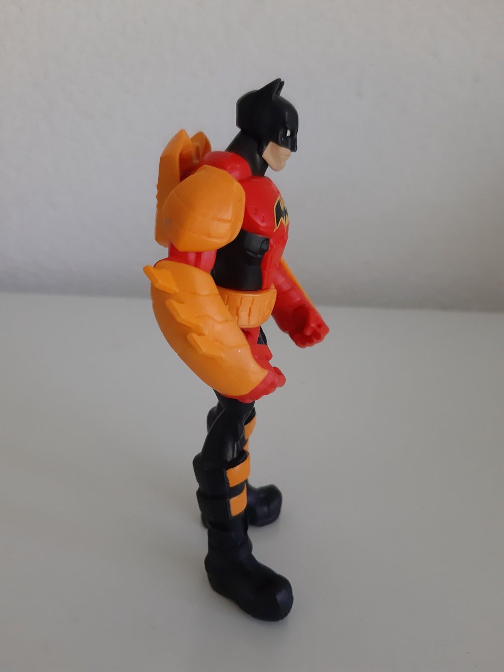 Statuette: Total Armor Batman Orange and Black Figure 2011 – Usato da Buchs SG venduto da Bray_Law 3