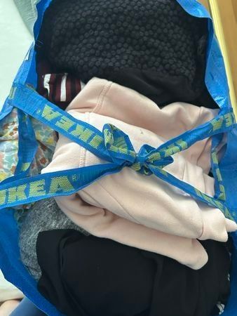Kleiderpakete: Kleiderpaket - Grösse M – Gebraucht aus Rickenbach b. Wil von Beautiful.Things