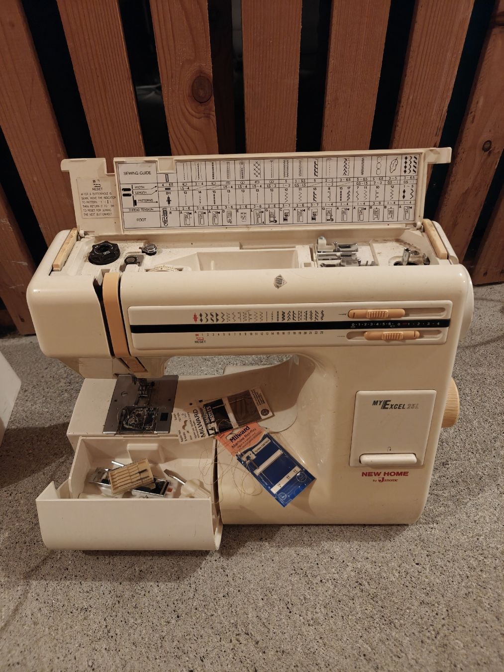 Macchine da cucire: Machine à coudre New home ML 3023 – Usato da Lutry venduto da Noch25