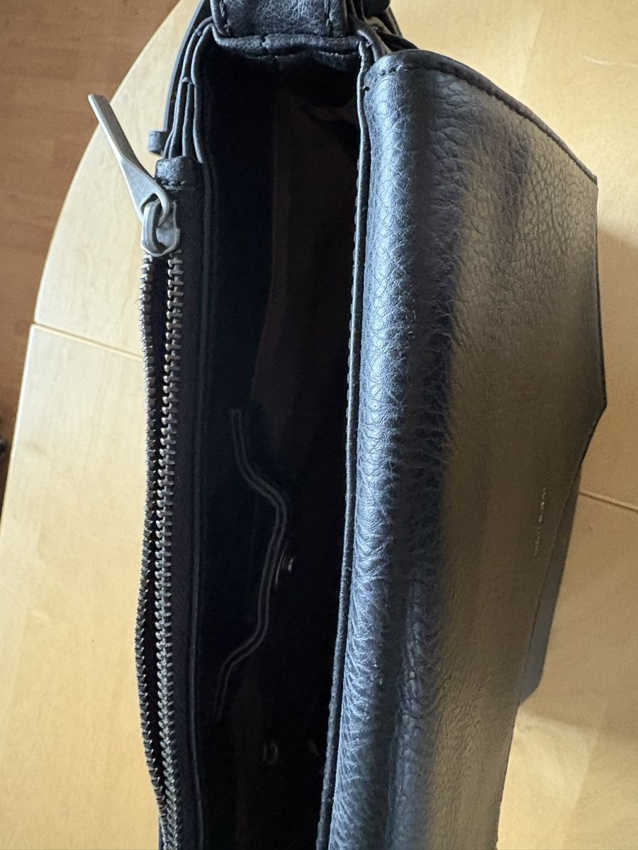 Sacs femmes: Schwarze Ledertasche – Neuf (Voir description) à Burgdorf par Sophli 1