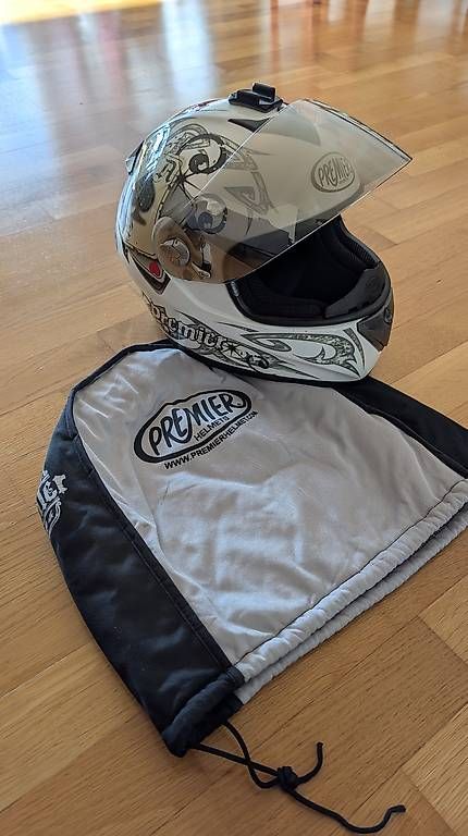 Helme & Visiere: Premier Motorrad-Vollvisierhelm – Gebraucht aus Locarno von ama_7bm7