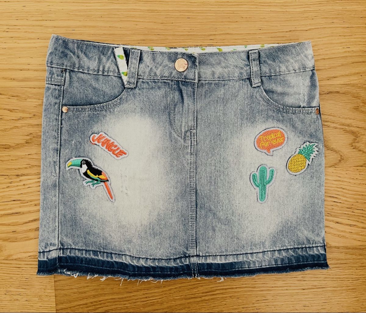 Vestiti & Gonne: Jupe tropical Taille 122 – Usato da Sion venduto da FashionStore3