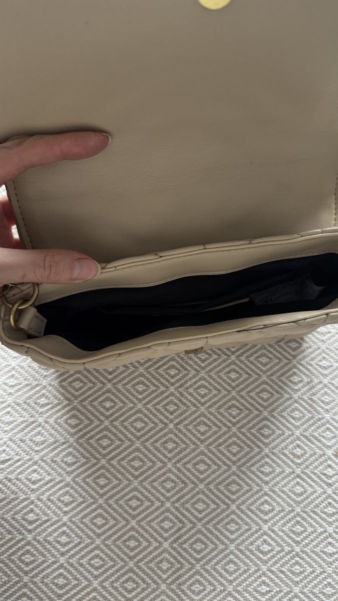 Borse da donna: Handtaschen-Set, neuwertig – Nuovo (secondo la descrizione) da Triesenberg venduto da Designer_Closet 8