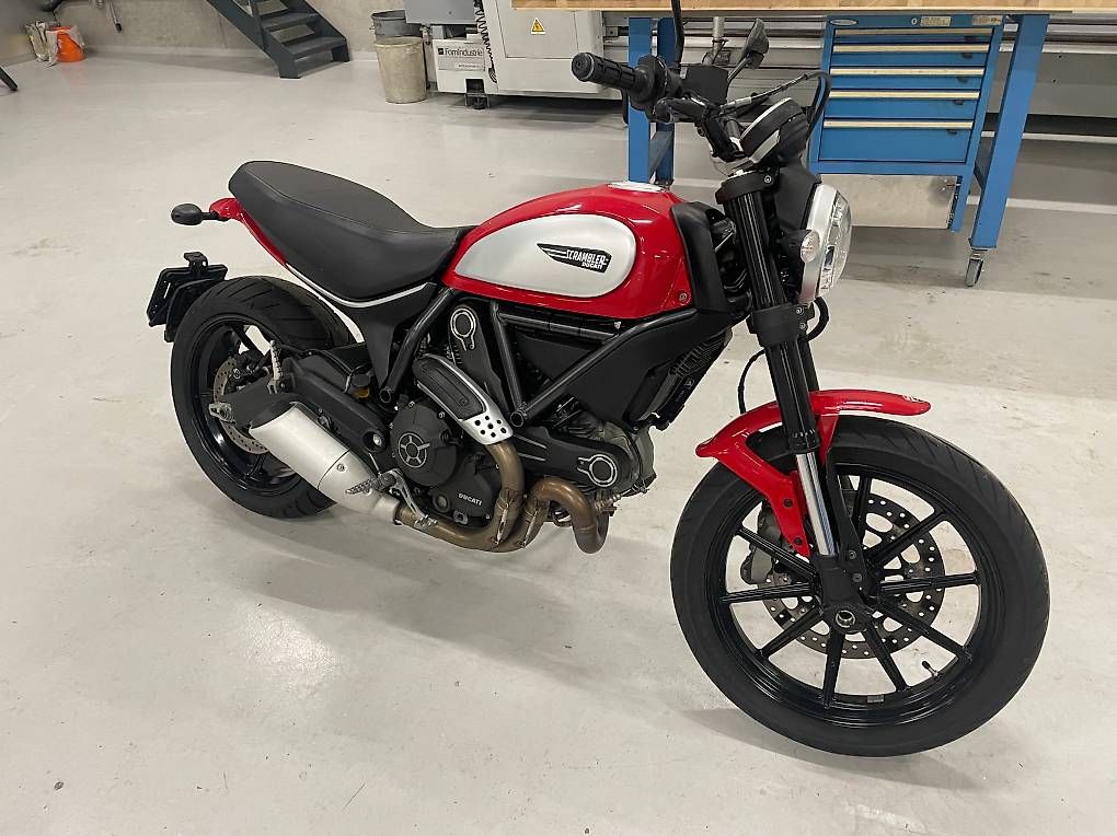Ducati Strada: Ducati scrambler – Usato da Chénens venduto da cle_h8ty 1